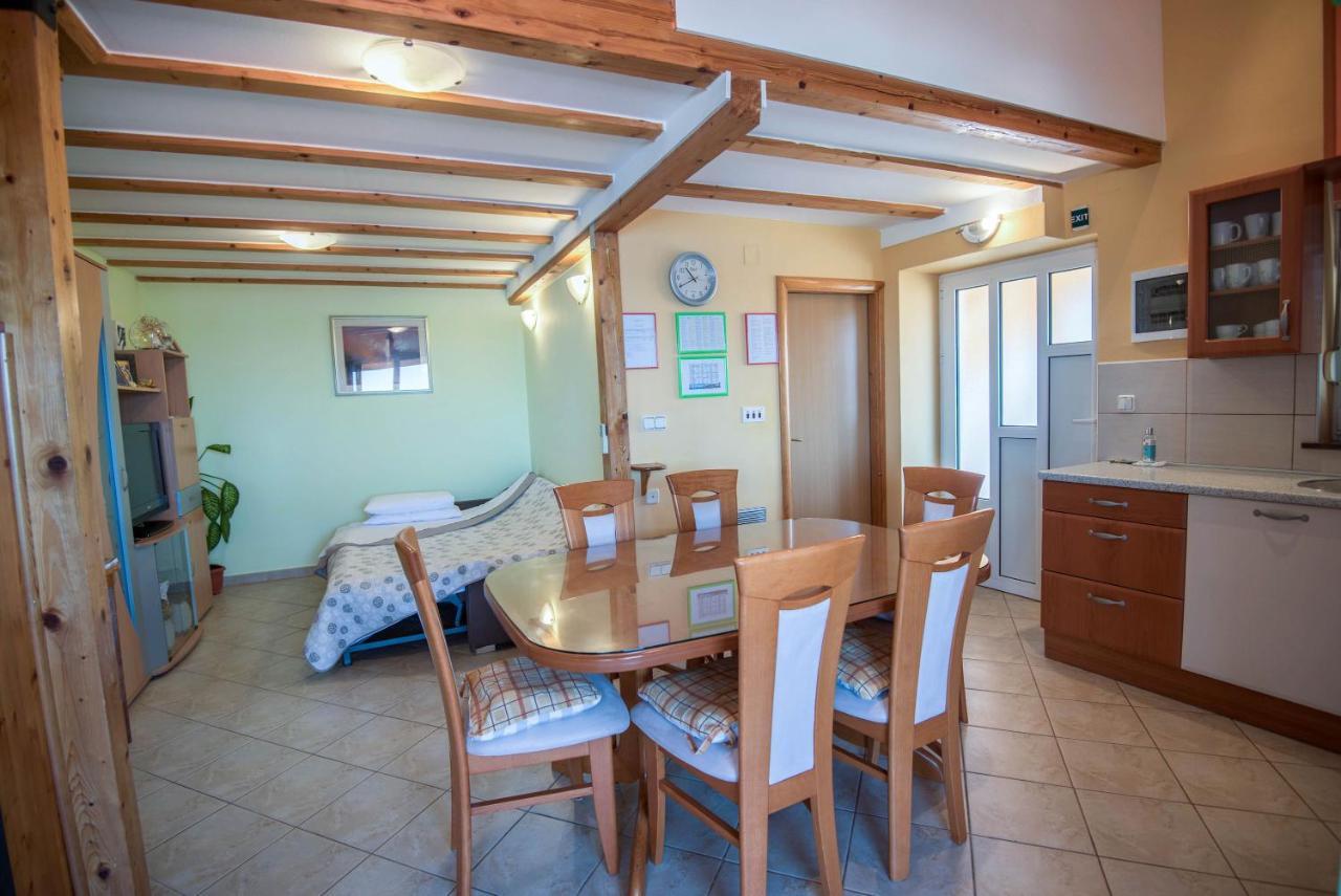 Apartment Jany シベニク エクステリア 写真