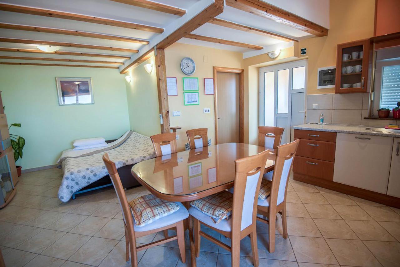 Apartment Jany シベニク エクステリア 写真