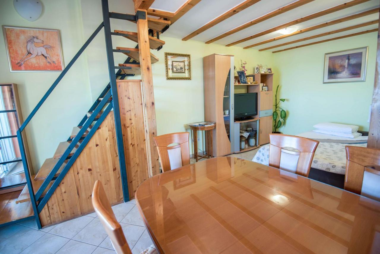 Apartment Jany シベニク エクステリア 写真